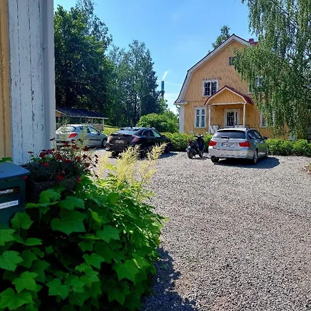 Taideniityn Huoneistot Aurinko Ja Niitty 1 - 4lle 아파트 바르카우스